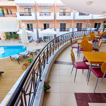 Filia Hotel And Apartments ลีเมนาส ภายนอก รูปภาพ
